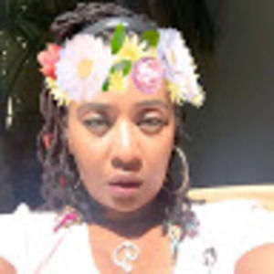 Meet your Posher, Deeniece